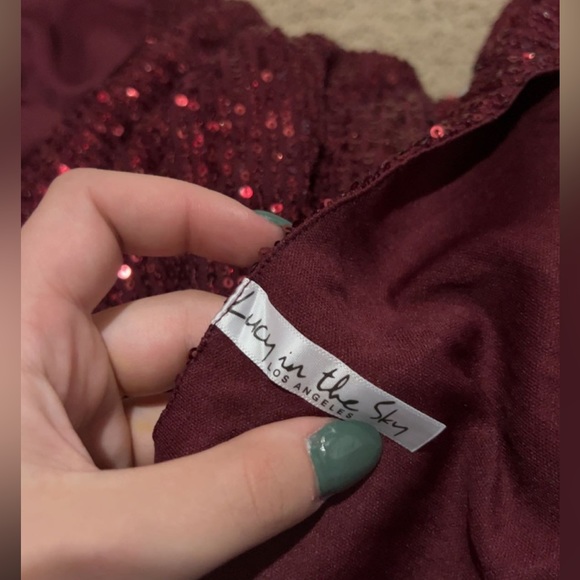 Lucy in the Sky; size L never worn and M barely used ; Maroon/ Red Long sleeve - Picture 4 of 6